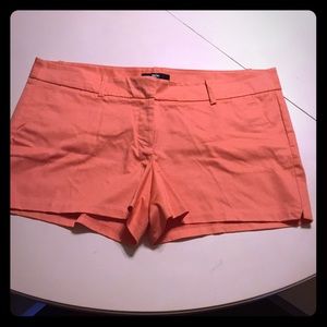 🆕 Mossimo shorts in soft orange sz. 16
